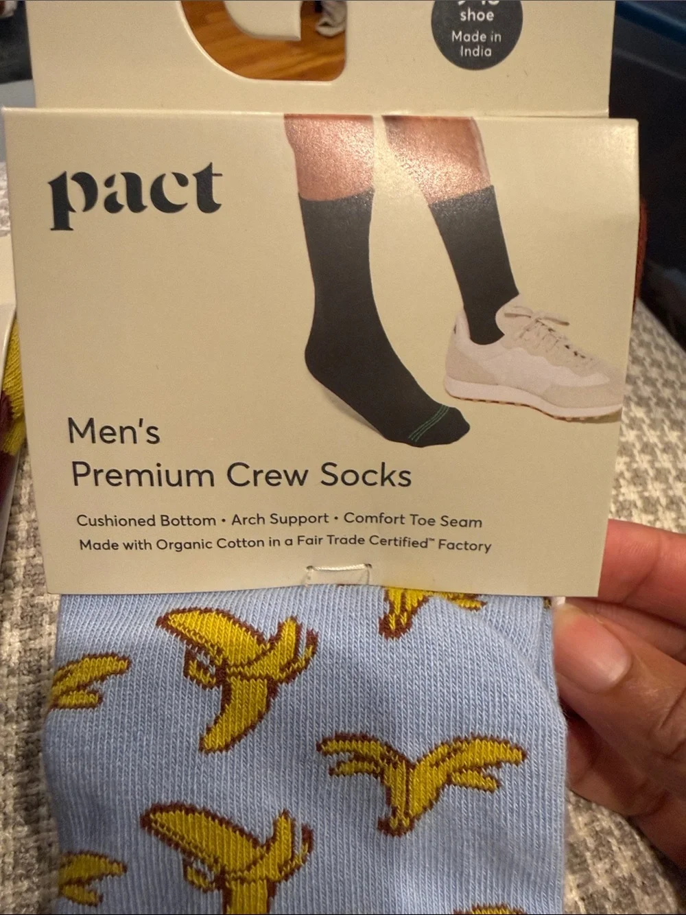 Pact Men's Organic Cotton Blend Crew Socks — Maroon & Light Blue Banana Print